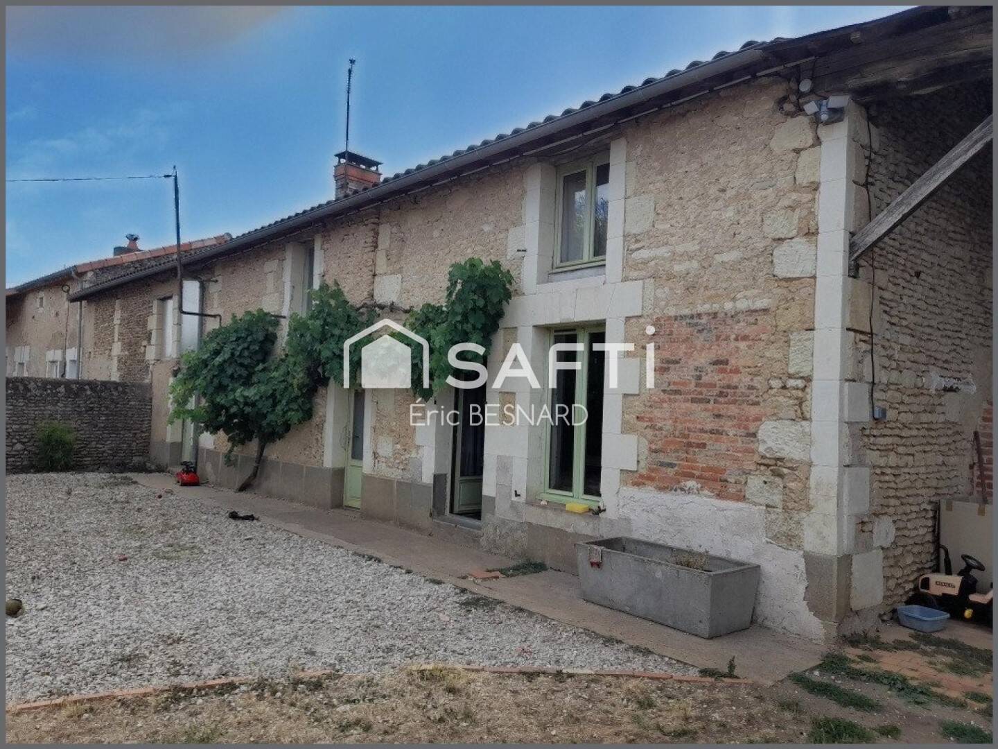 Maison 7 pièces 168 m² · à Loudun · 168 m² · 175 000 €