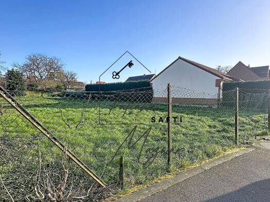 Terrain constructible à vendre 85 000 € 777 m² de terrain Estevelles 62880