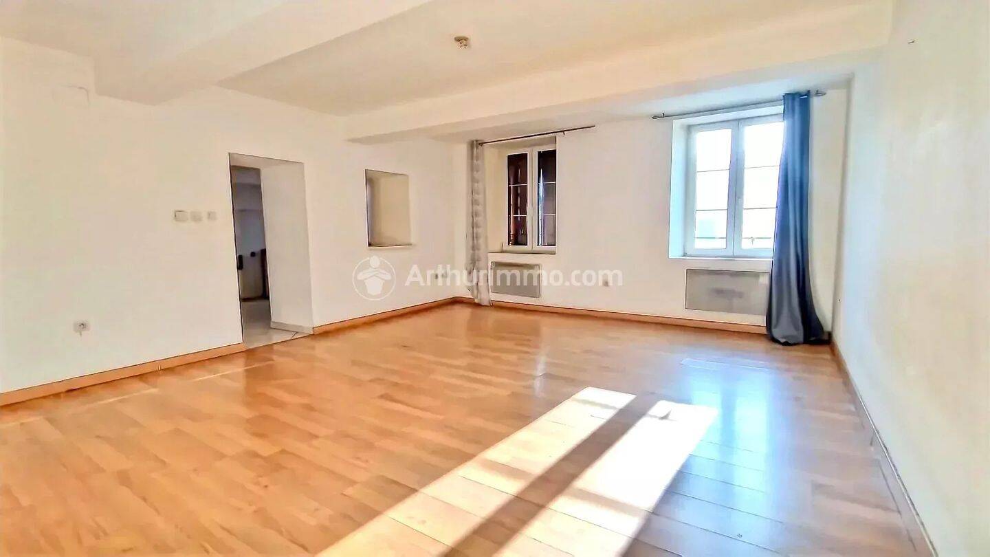 Appartement 3 pièces 76 m² · à Mazamet · 75,5 m² · 62 000 €