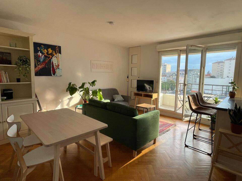 Appartement 3 pièces 65 m² · à Charenton-le-Pont · 65 m² · 1 810 €/mois