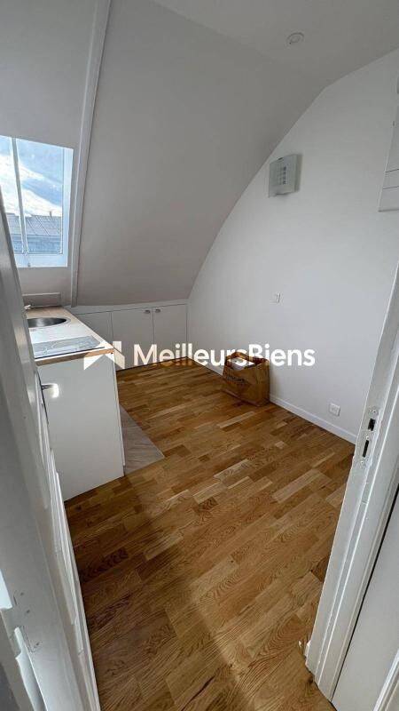 Appartement 2 pièces 17 m² · à Paris 17ème Arrondissement · 17 m² · 850 €/mois