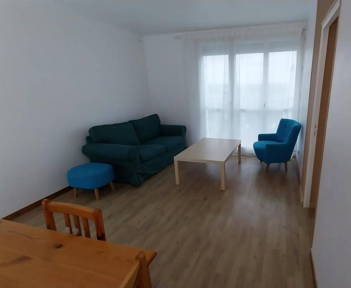 Colocation à louer - logement étudiant - Angers - 400 € - 3 chambres, 72 m², 6ème étage · 72 m² · 400 €