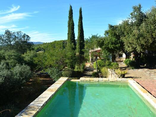 Villa à vendre 849 000 € 5 pièces 4 chambres 173 m² 8 355 m² de terrain Carcès 83570