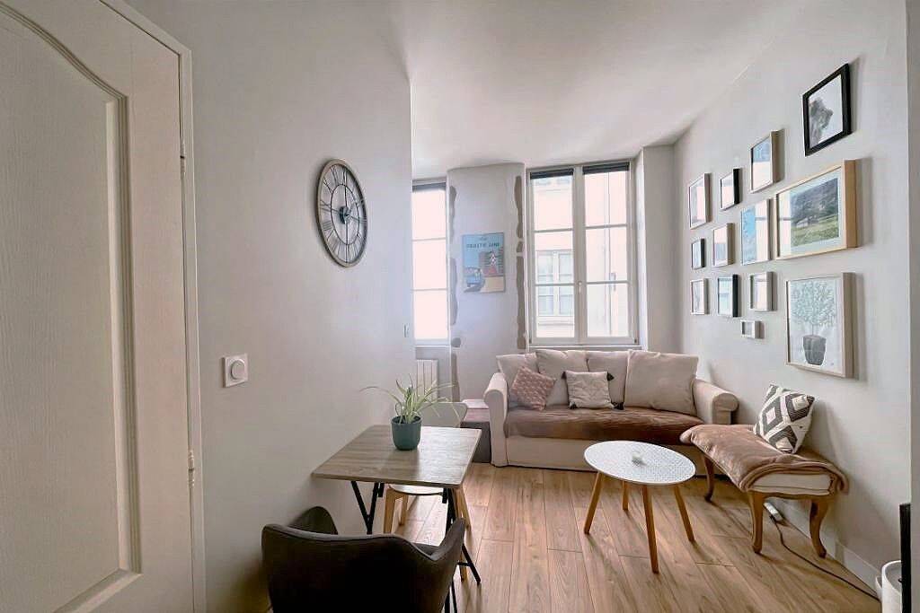 Appartement 2 pièces 31 m² · à Lyon 1er Arrondissement · 31 m² · 990 €/mois