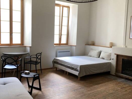 Appartement à louer 700 € 1 pièce 36 m² Étage 1/2 dès le 20/04/2026 Étoile-sur-Rhône 26800