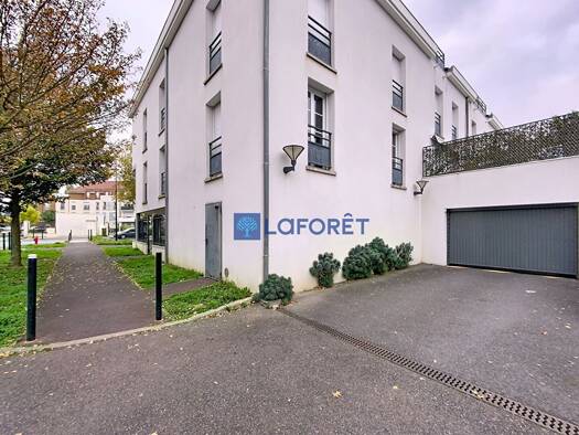 Parking à vendre 9 000 € Saint-Pierre-du-Perray 91280