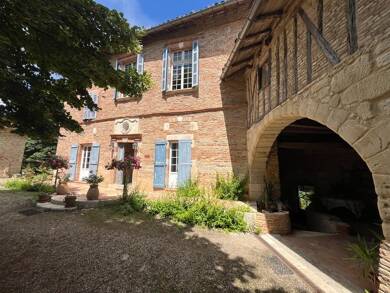 Château à vendre 898 000 € 18 pièces 10 chambres 720 m² 7 000 m² de terrain Toulouse 31000