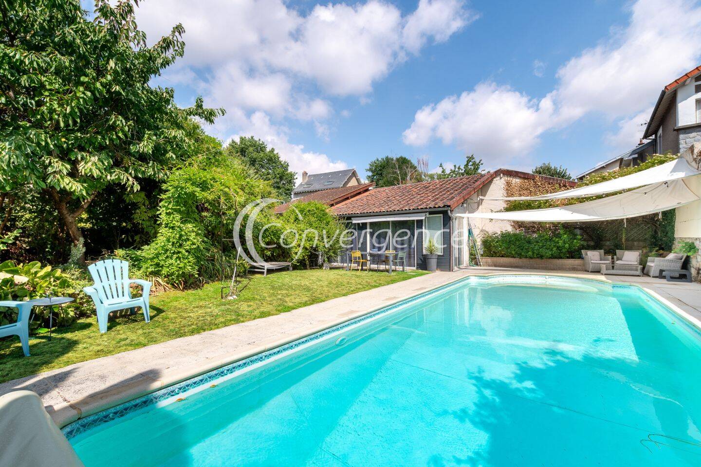 Maison 8 pièces 204 m² · à Limoges · 204,3 m² · 399 000 €
