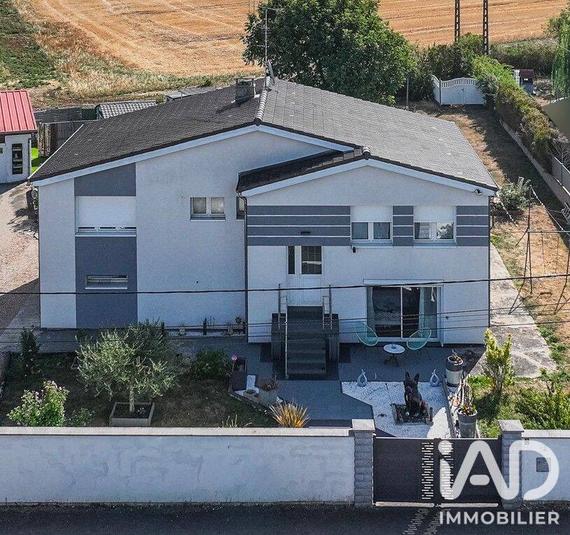 Maison 7 pièces 155 m² · à Conflans-en-Jarnisy · 155 m² · 284 000 €