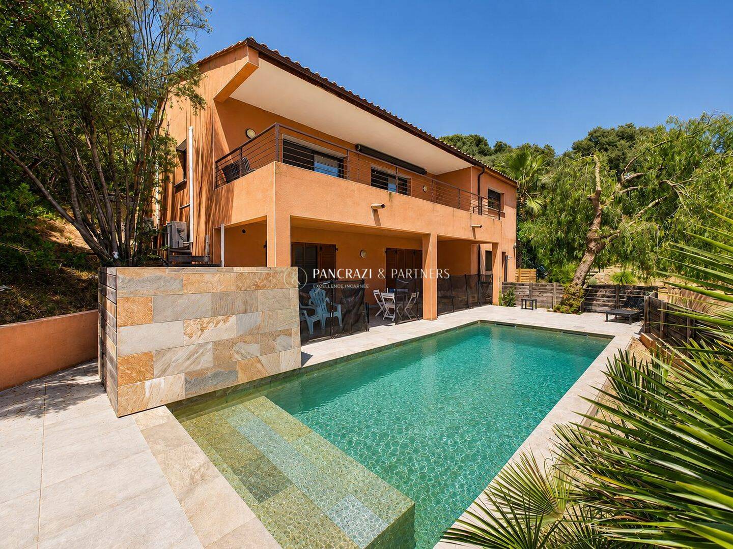 Maison 6 pièces 220 m² · à Casaglione · 220 m² · 899 000 €