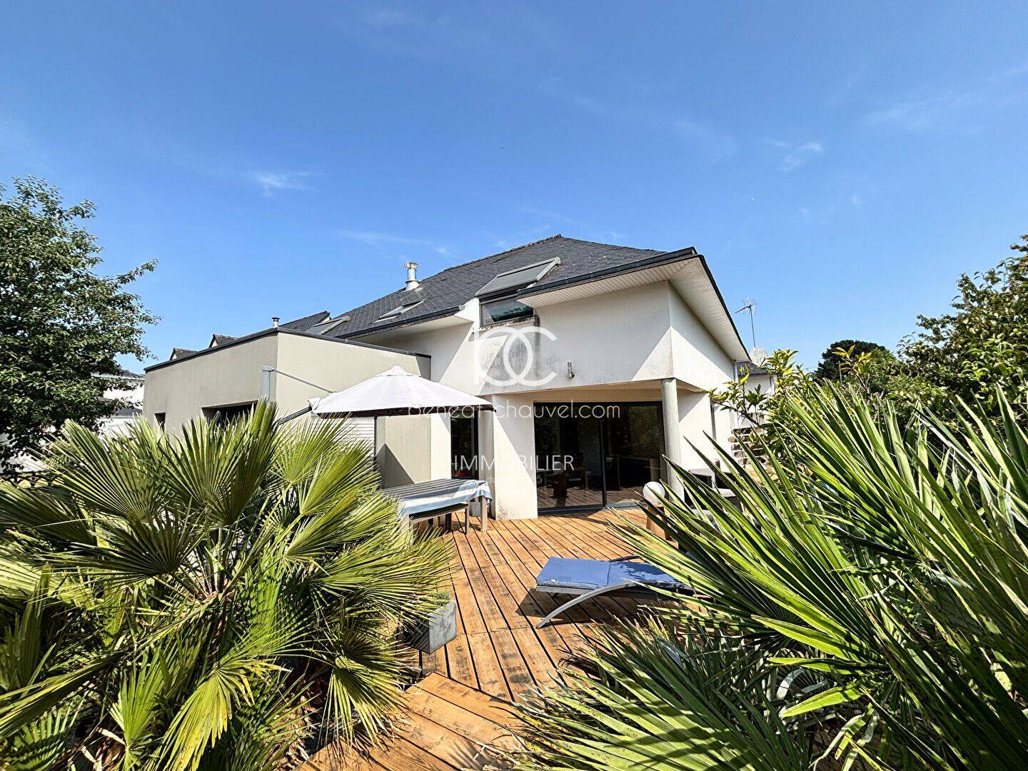 Maison 6 pièces 173 m² · à Theix-Noyalo · 173 m² · 636 000 €