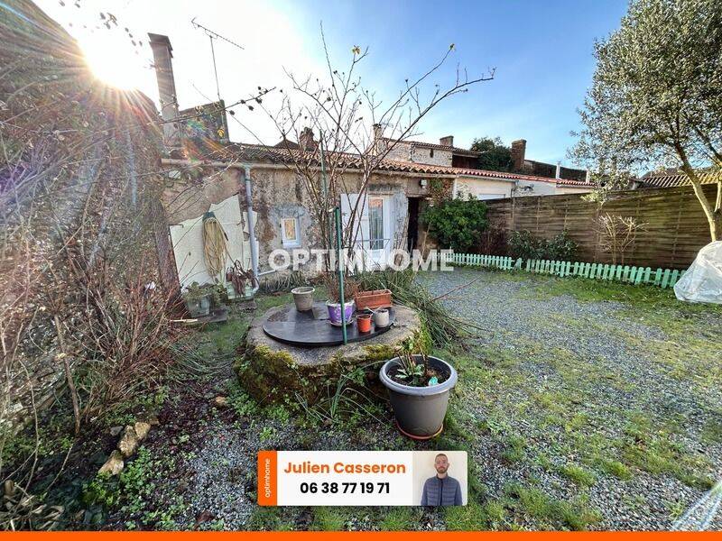 Maison 5 pièces 120 m² · à Moutiers-sur-le-Lay · 120 m² · 150 000 €