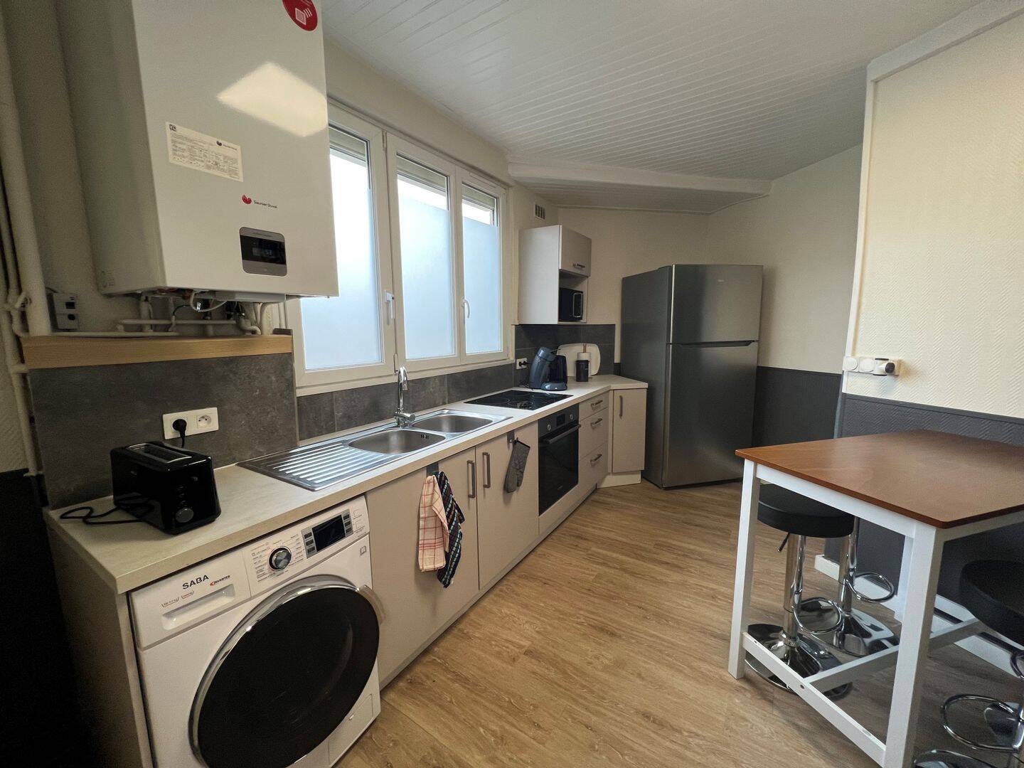 1 pièce 14 m² · à Amiens · 14,3 m² · 375 €