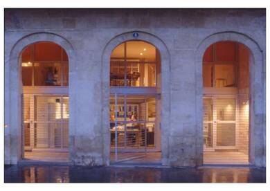 Local commercial à louer 4 120 € 172 m² de surface de vente Bordeaux 33300