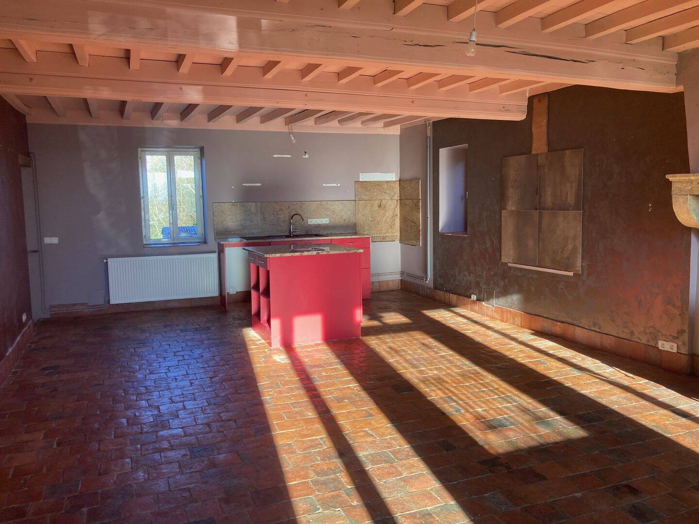 Maison 7 pièces 200 m² · à Saint-Martin-de-la-Mer · 200 m² · 145 000 €