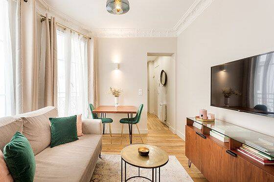 Appartement 2 pièces 35 m² · à Paris 15ème Arrondissement · 35 m² · 2 270 €