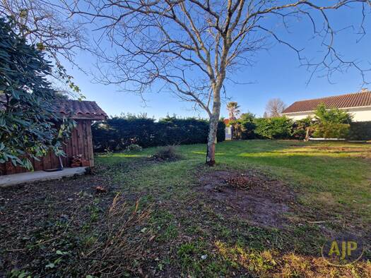 Maison à vendre 378 000 € 3 pièces 2 chambres 60 m² 689 m² de terrain Est Biscarrosse 40600