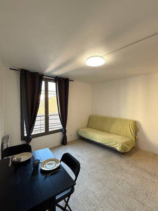 Appartement 1 pièce 23 m² · à Marseille 1er Arrondissement · 23 m² · 700 €
