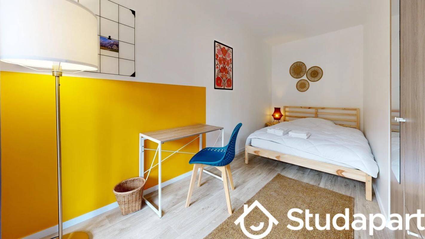 1 pièce 12 m² · à Montreuil · 12 m² · 878 €