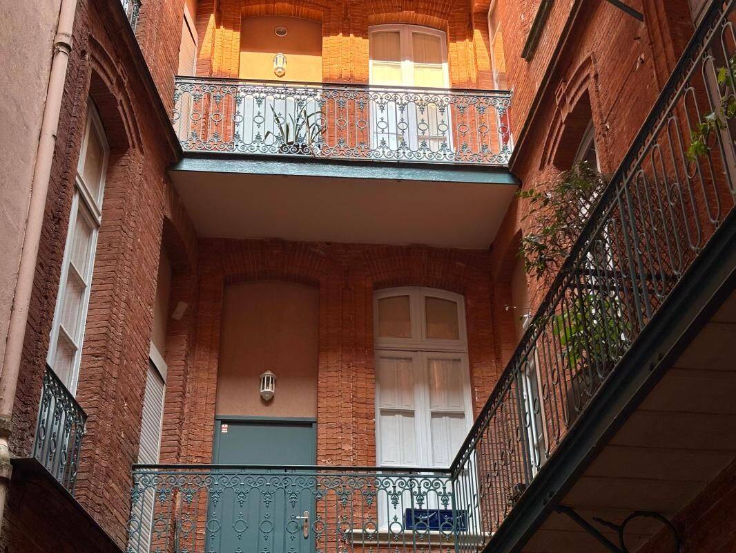 Appartement 5 pièces 136 m² · à Toulouse · 136 m² · 2 390 €/mois