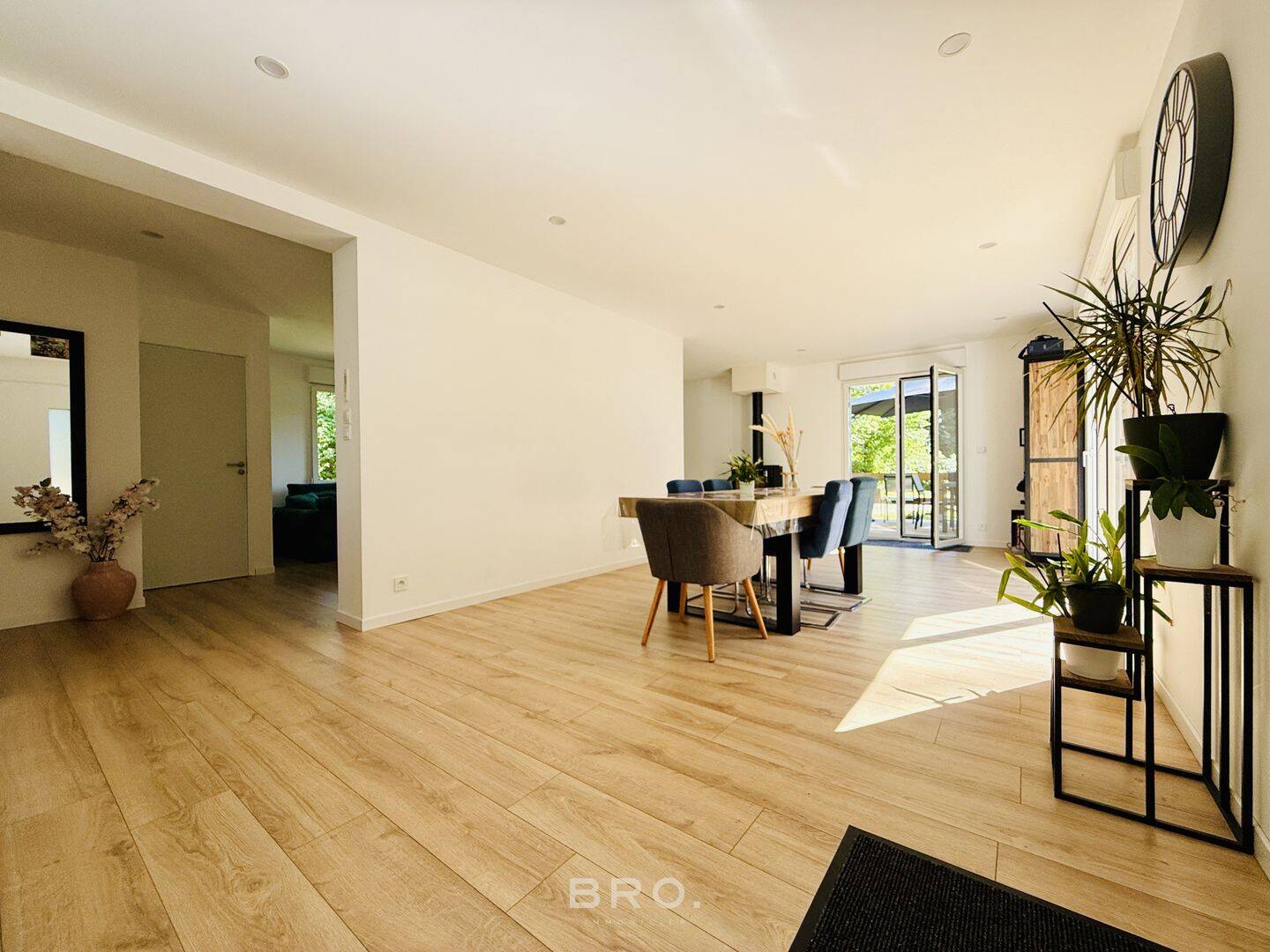 Maison 8 pièces 180 m² · à Saint-Nolff · 180 m² · 416 000 €