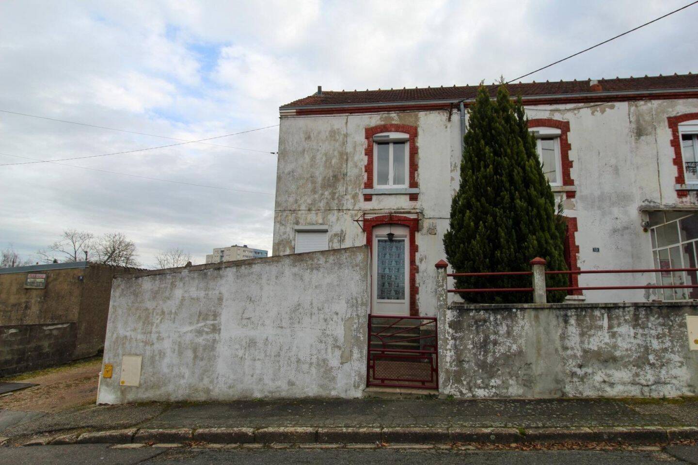Maison 5 pièces 106 m² · à Montceau-les-Mines · 106 m² · 95 000 €
