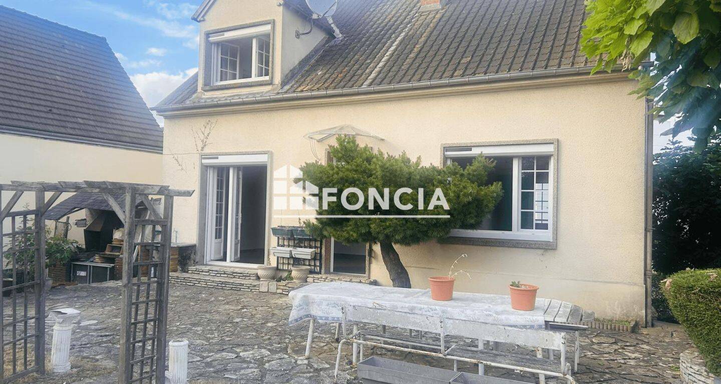 Maison 6 pièces 111 m² · à Dreux · 111 m² · 283 000 €
