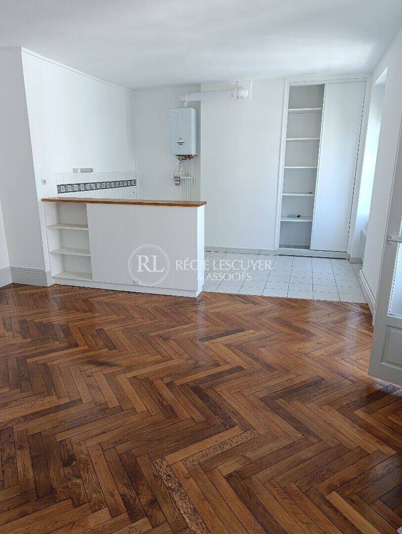 Appartement 2 pièces 53 m² · à Lyon 3ème Arrondissement · 52,8 m² · 820 €/mois