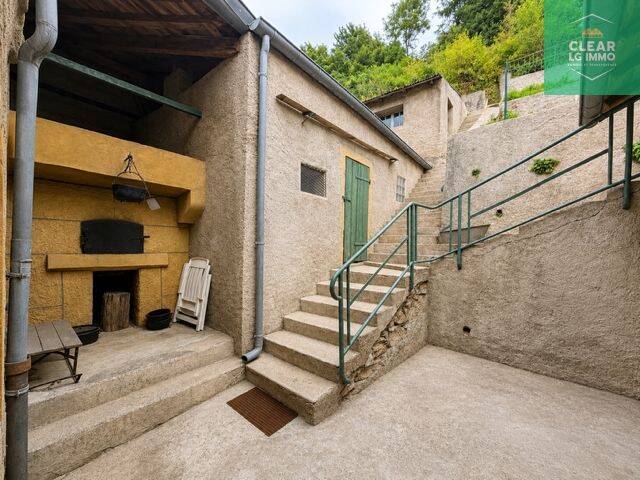 Maison 5 pièces 130 m² · à Neufchef · 130 m² · 140 000 €