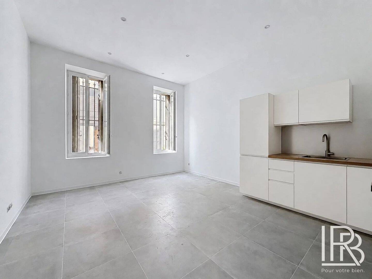 Appartement 1 pièce 29 m² · à Marseille 1er Arrondissement · 29,1 m² · 690 €