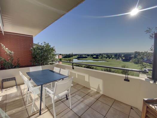 Appartement à vendre 375 000 € 3 pièces 2 chambres 90 m² Étage 5/5 Seilh 31840