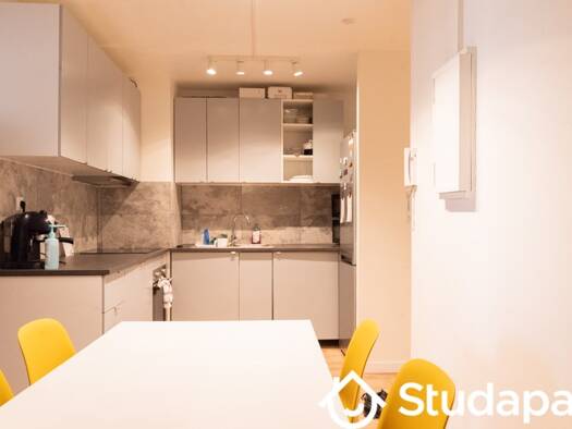 Colocation à louer 600 € 1 pièce 1 chambre 10 m² 4ème étage Cormiers-Hauts Batons-Champy-Butte Verte Noisy-le-Grand 93160