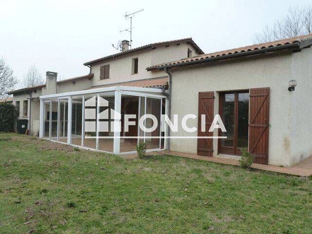 Maison 6 pièces 136 m² · à Le Passage · 135,5 m² · 1 002 €