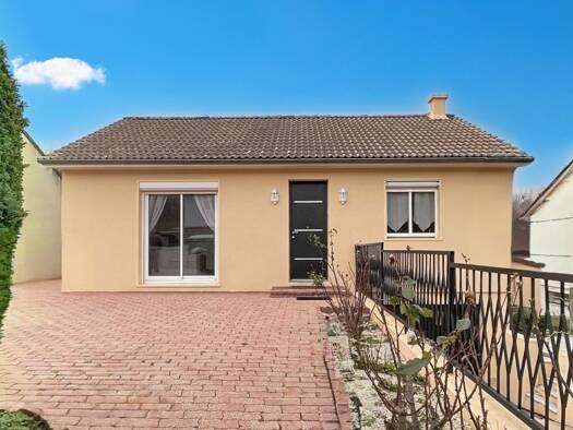 Maison à vendre 184 000 € 4 pièces 3 chambres 82 m² 553 m² de terrain Villeneuve-la-Guyard 89340