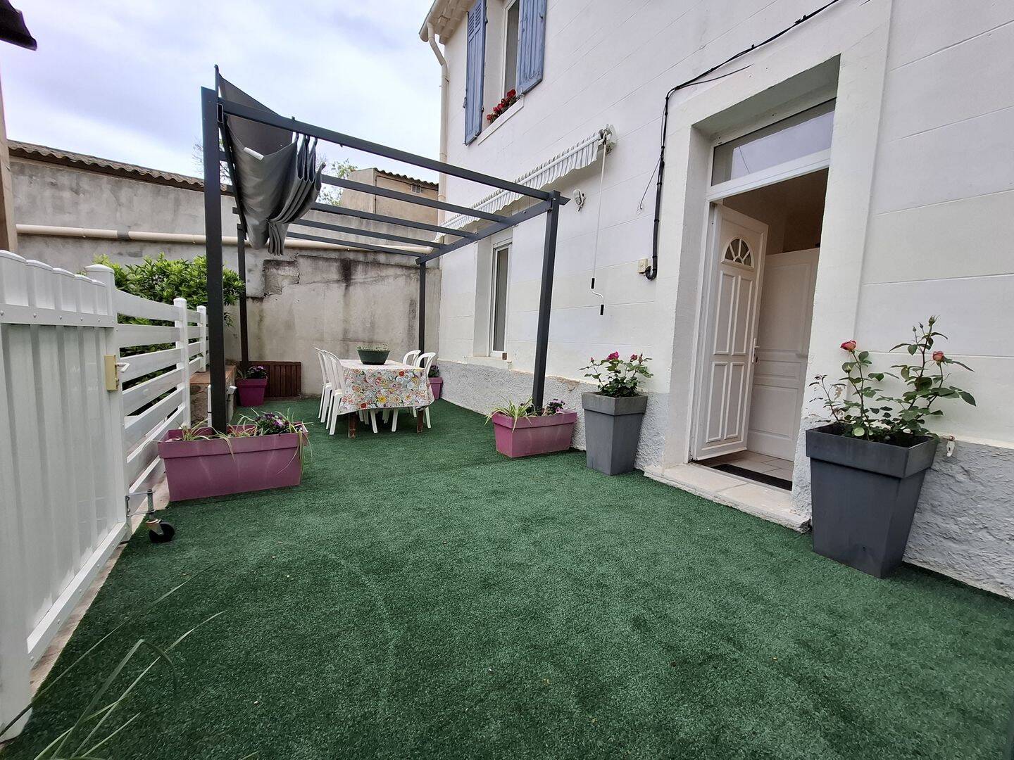 Maison 4 pièces 94 m² · à Saint-Cyr-sur-Mer · 94 m² · 369 000 €
