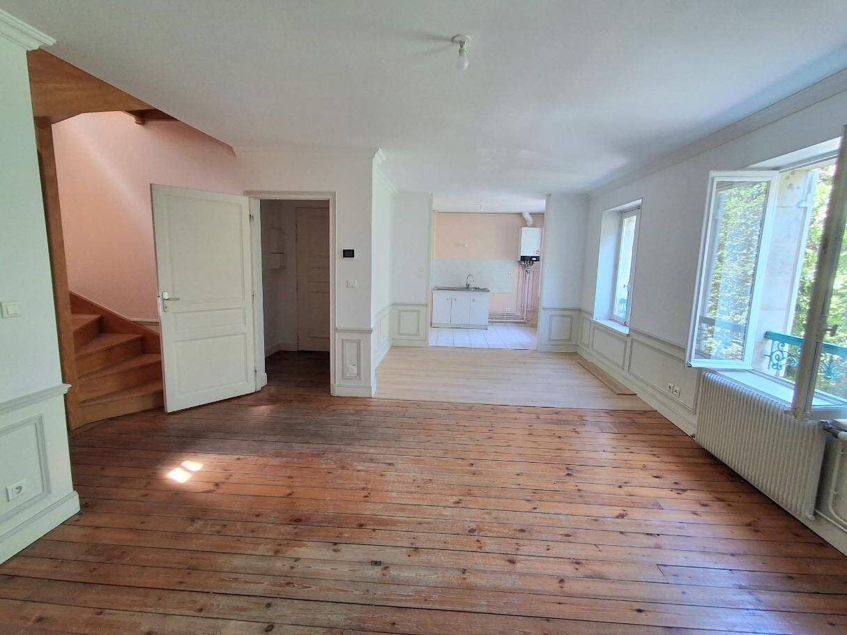 Appartement 4 pièces 95 m² · à Châlons-en-Champagne · 94,8 m² · 905 €/mois