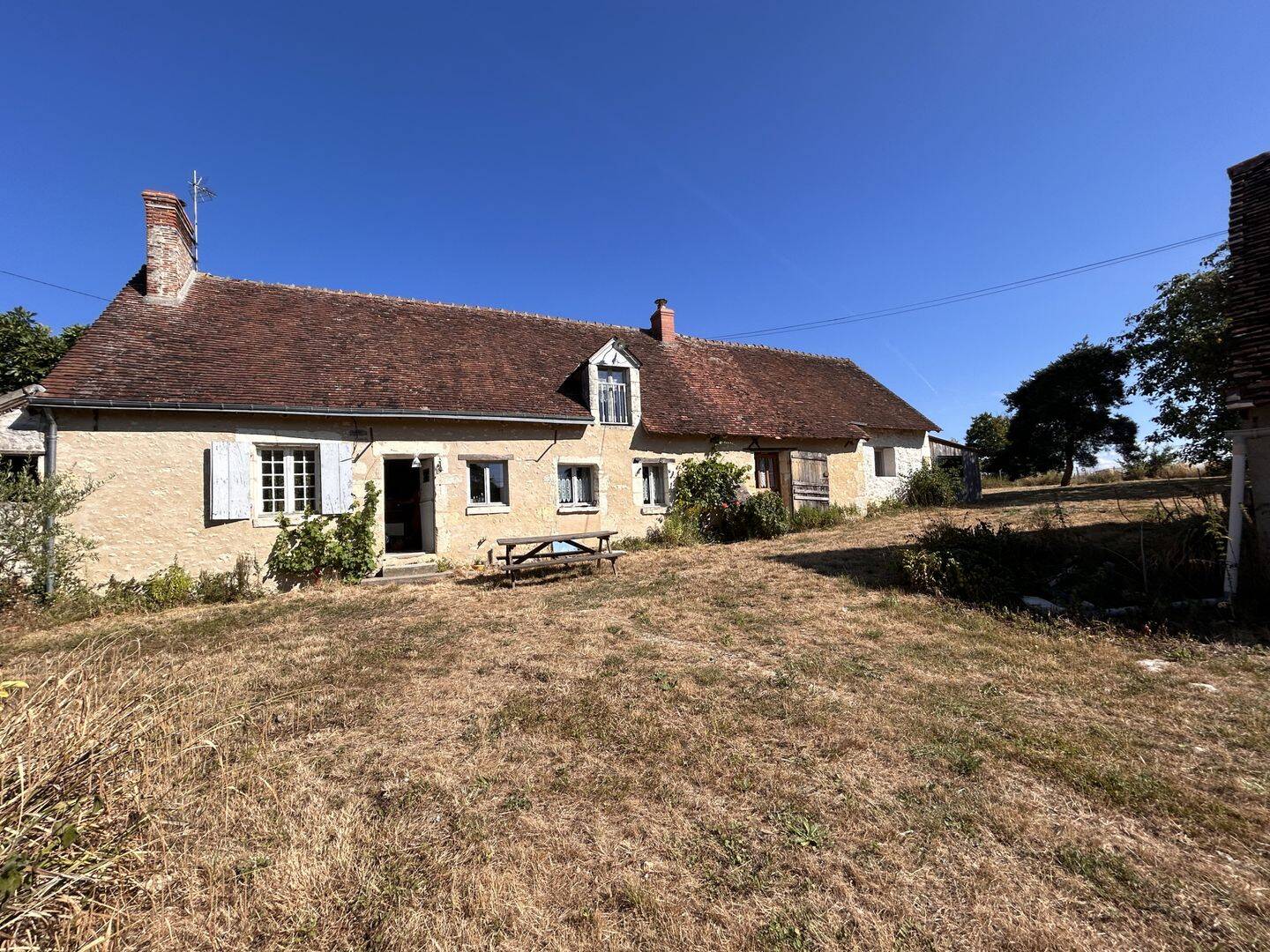 Maison 7 pièces 190 m² · à Orbigny · 190 m² · 240 000 €