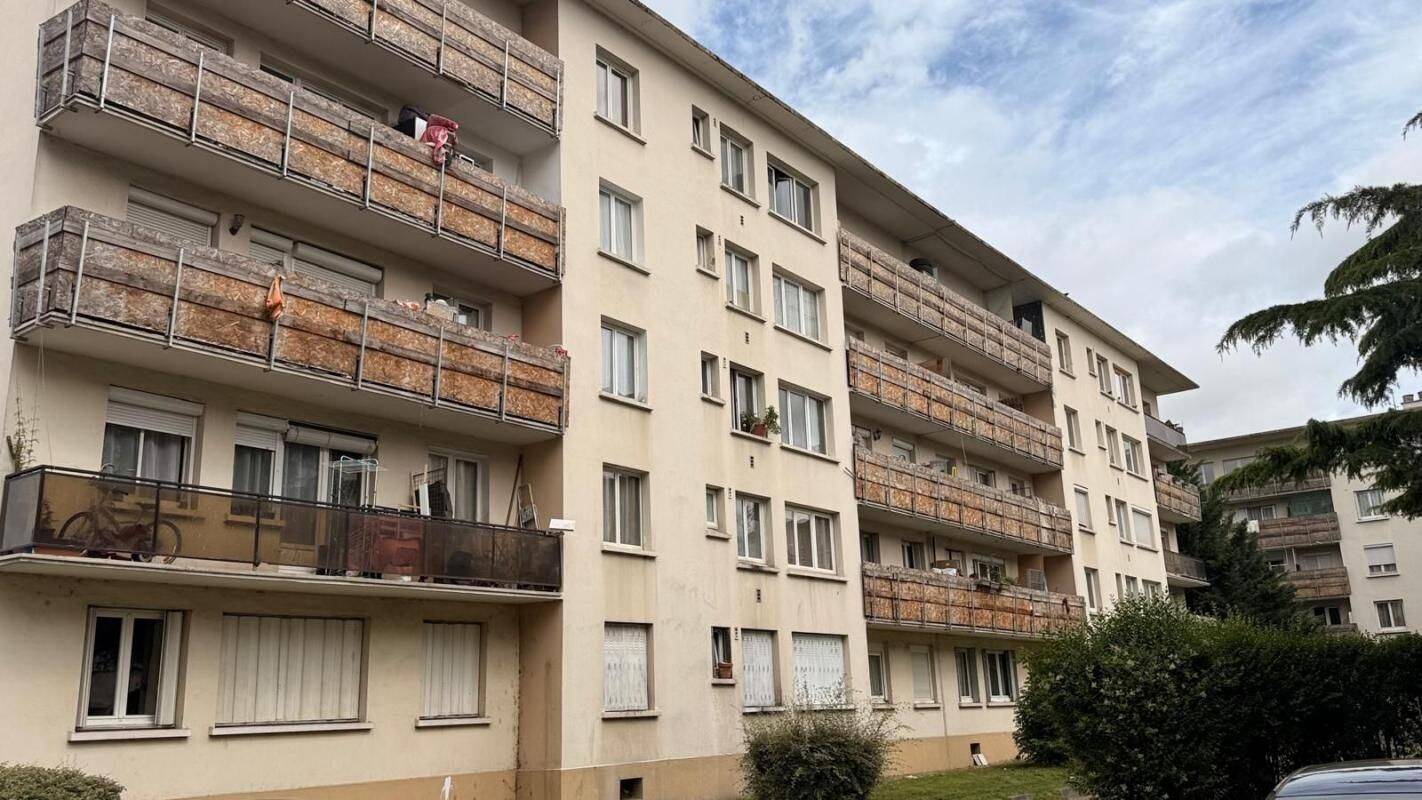 Appartement 3 pièces 50 m² · à Le Blanc-Mesnil · 50 m² · 920 €/mois