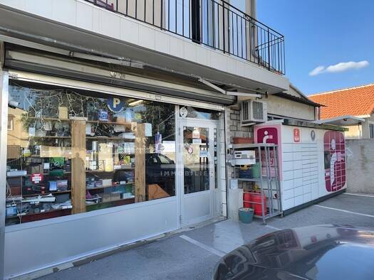 Boutique à vendre Fonds de commerce 60 000 € 130 m² de surface de vente Langevin-Bealet Berre-l'Étang 13130