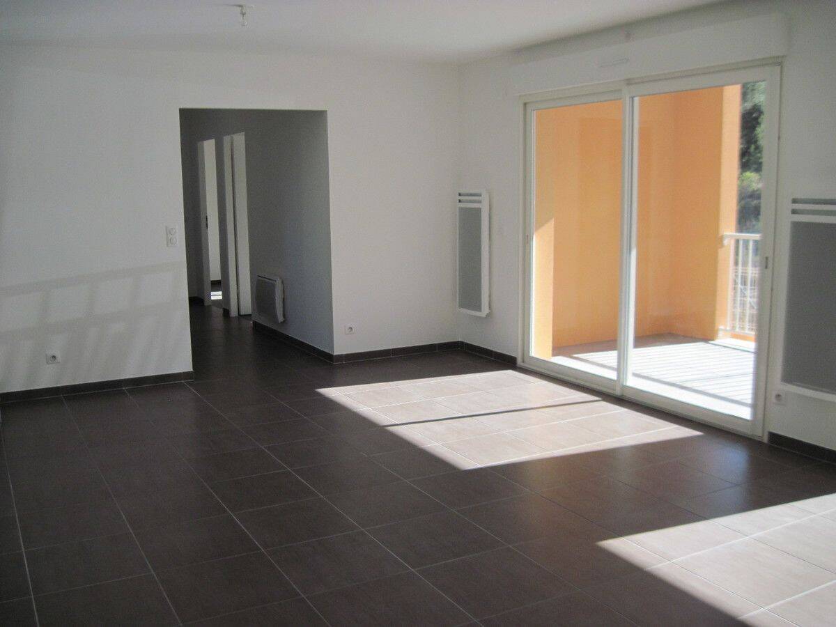 Appartement 4 pièces 110 m² · à Les Pennes-Mirabeau · 110 m² · 1 300 €
