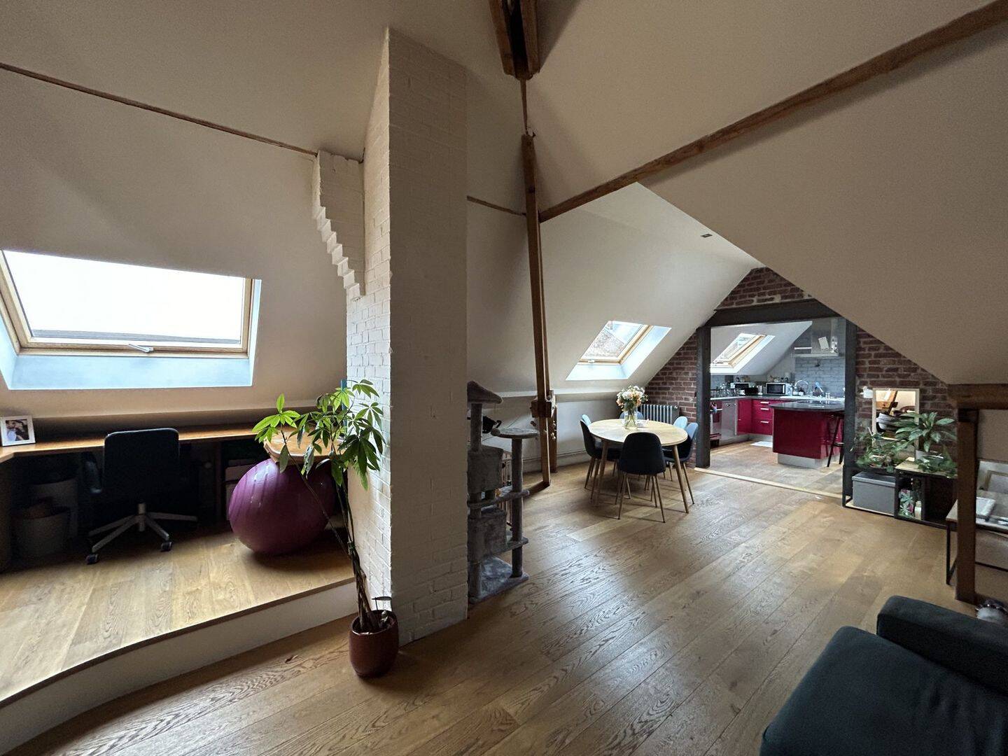 Appartement 3 pièces 93 m² · à Amiens · 92,5 m² · 1 000 €