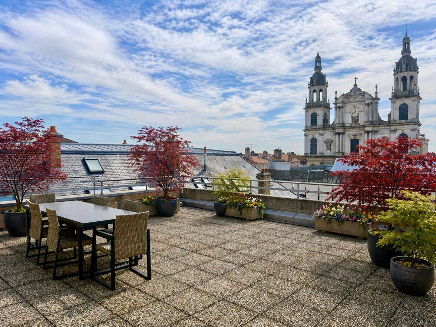 Appartement 7 pièces 180 m² · à Nancy · 180 m² · 665 000 €