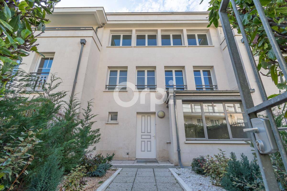 Maison 6 pièces 201 m² · à Reims · 201,2 m² · 928 000 €