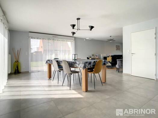 Maison à vendre 474 000 € 5 pièces 4 chambres 162 m² 669 m² de terrain Mérignies 59710