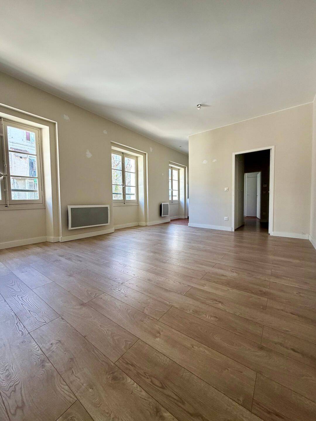 Appartement 2 pièces 48 m² · à Marseille 6ème Arrondissement · 48 m² · 773 €/mois