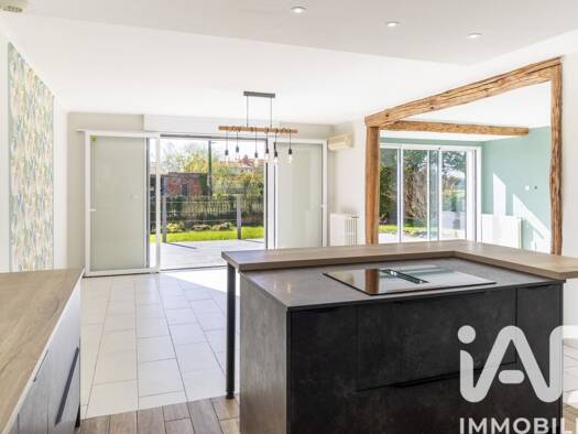 Maison à vendre 267 000 € 8 pièces 6 chambres 174 m² 2 271 m² de terrain La Séguinière 49280