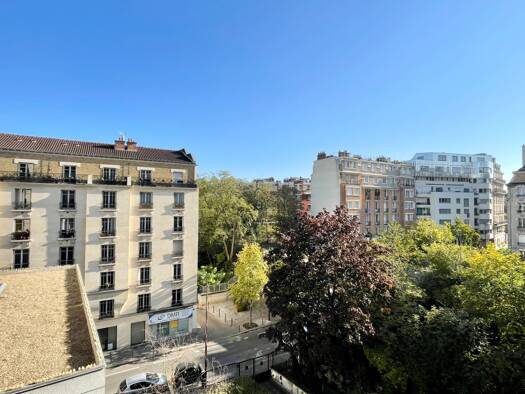 Appartement à louer 2 270 € 3 pièces 2 chambres 60 m² Étage 5/13 Vallée de Fécamp Paris 12ème arrondissement 75012