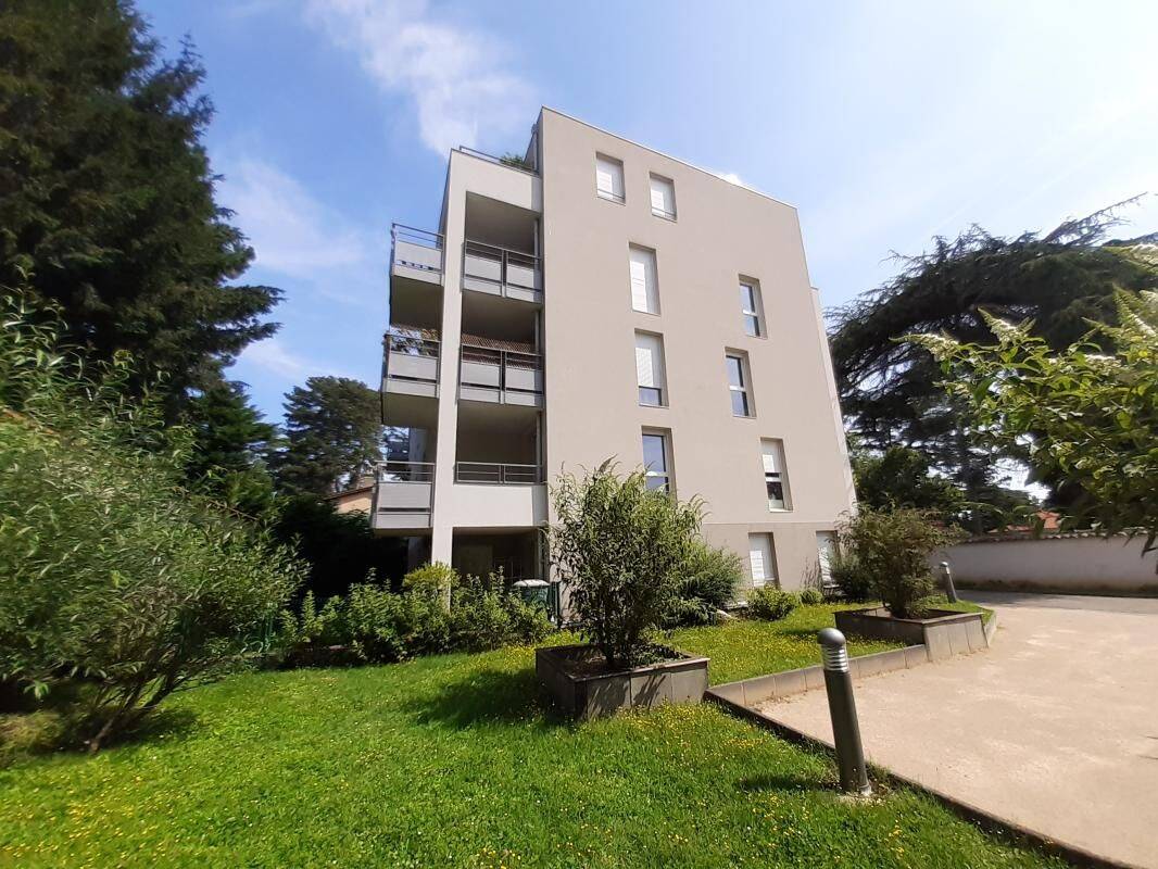 Appartement 3 pièces 67 m² · à Tassin-la-Demi-Lune · 67 m² · 958 €/mois