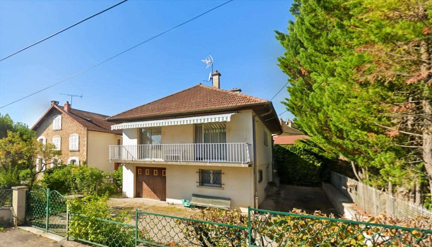 Maison 6 pièces 132 m² · à Lons-le-Saunier · 132 m² · 231 000 €