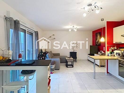 Appartement à vendre 228 000 € 3 pièces 2 chambres 68 m² Étage 2/2 Centre Sautron 44880